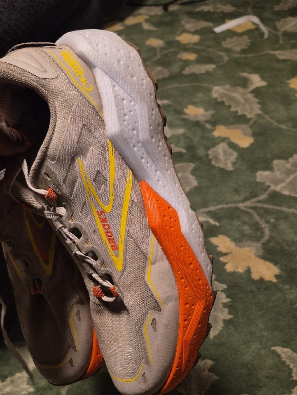 Brooks beige running sneakers with orange and yellow accents - Picture 3 of 7